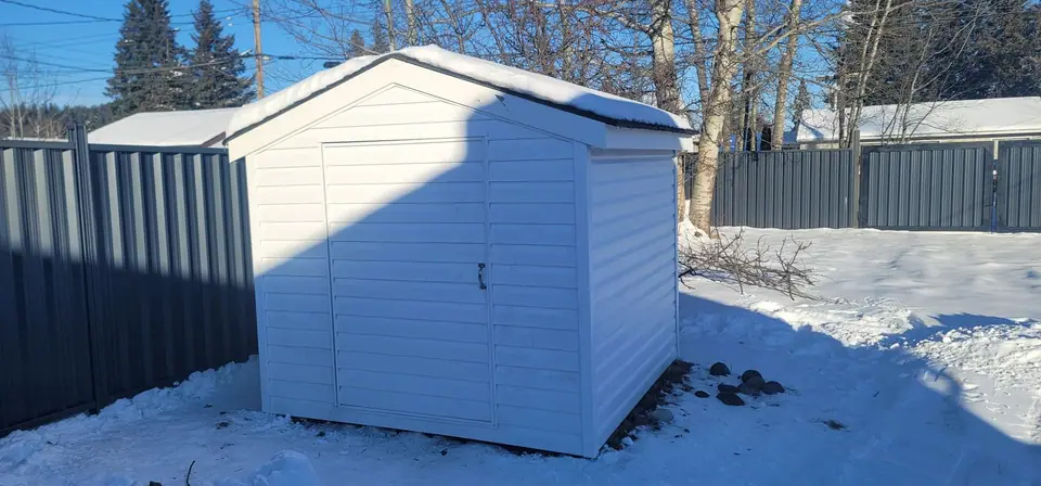 Outbuilding siding, photo 4 of 4
